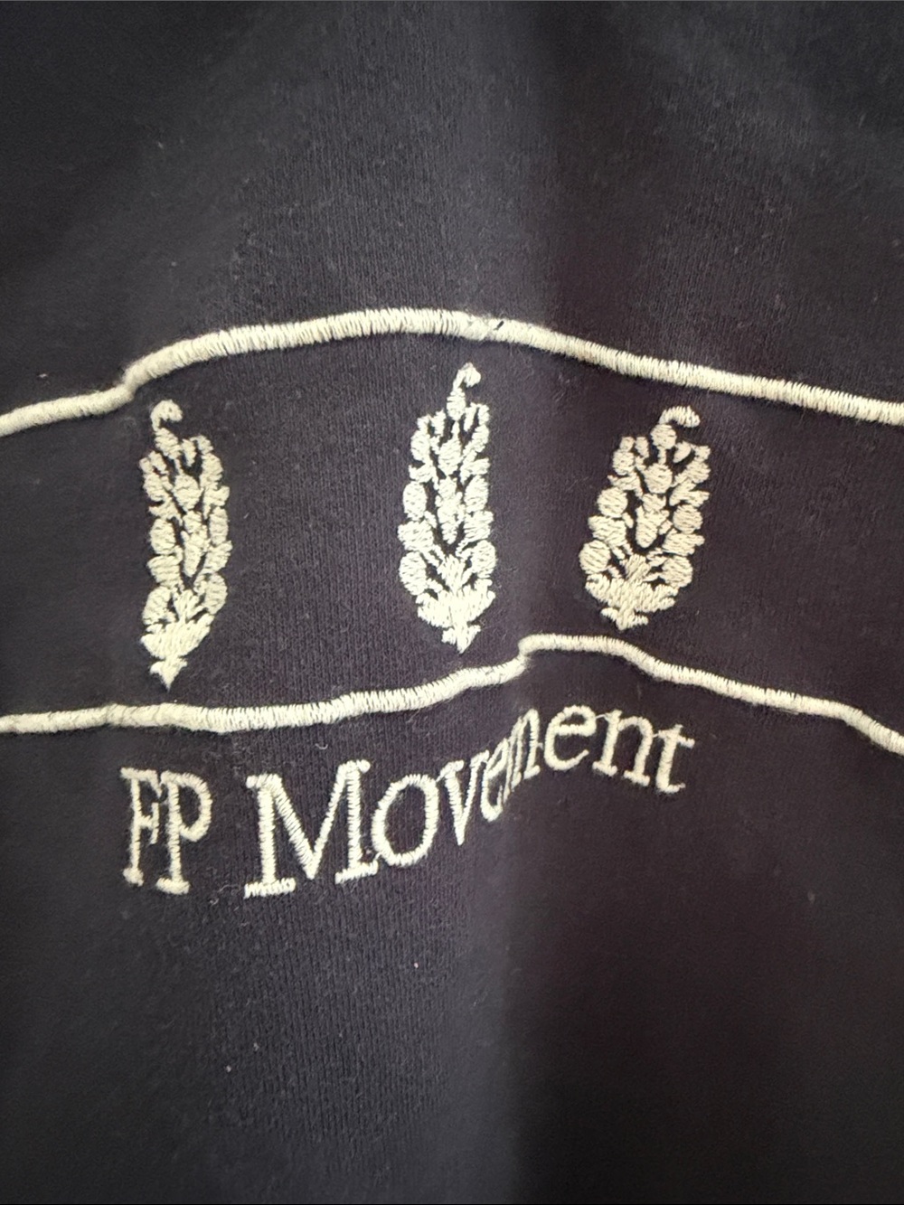 FP movement Navy cropped 
Pullover with Ribbed Collar - Picture 3 of 5